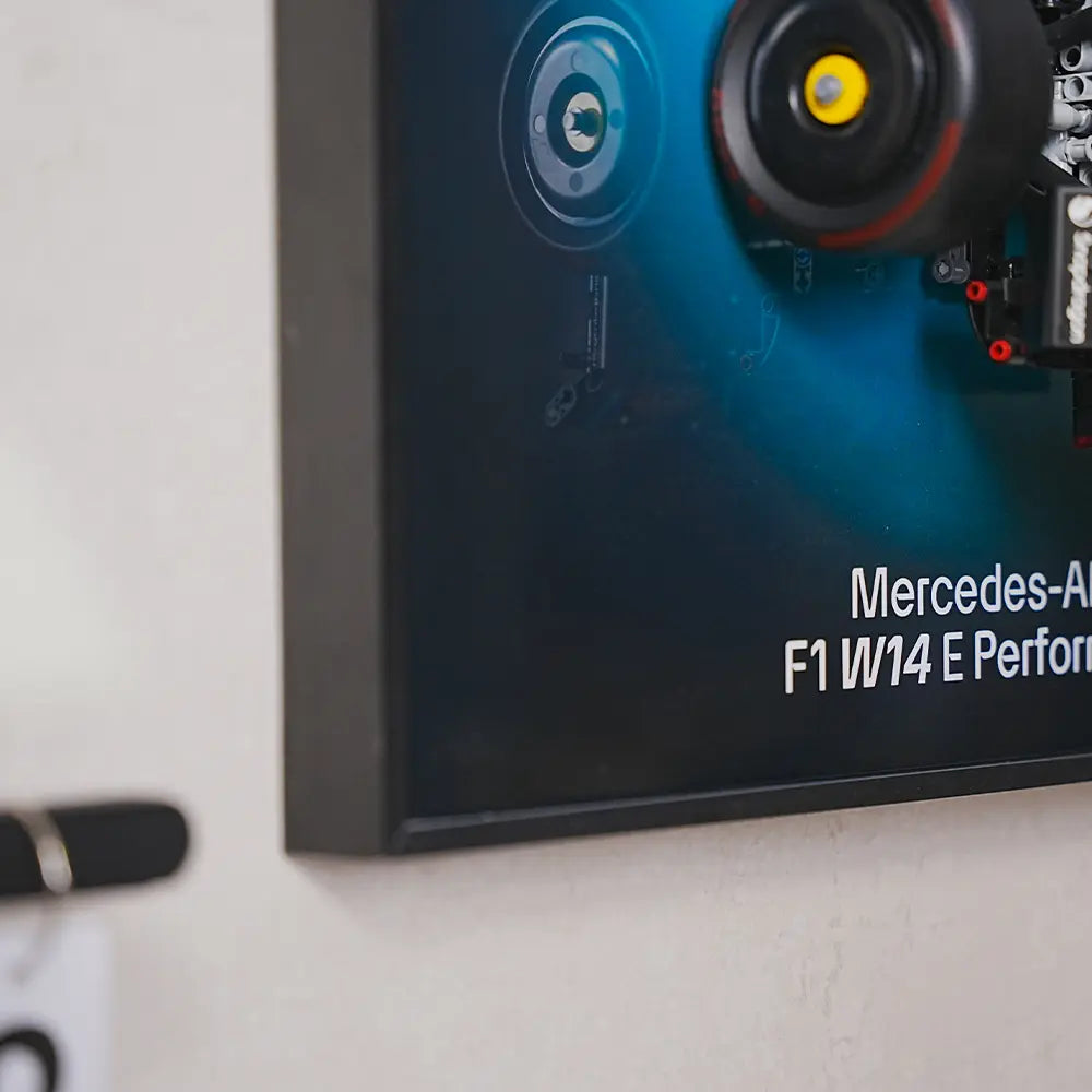 Cadre d'exposition LEGO™ Mercedes-AMG F1 W14 E Performance（42171）