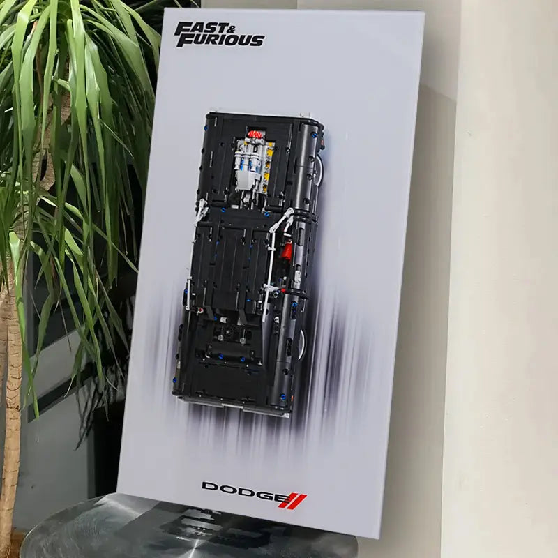 Cadre d'exposition LEGO™ Technic™ présenté dans un style flottant