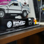 Vetrina LEGO per la macchina del tempo di Ritorno al futuro (10300)