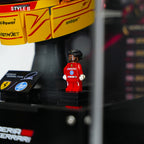 Vitrine Acrylique LEGO Éditions pour Casques Scuderia Ferrari HP (43014/43022)
