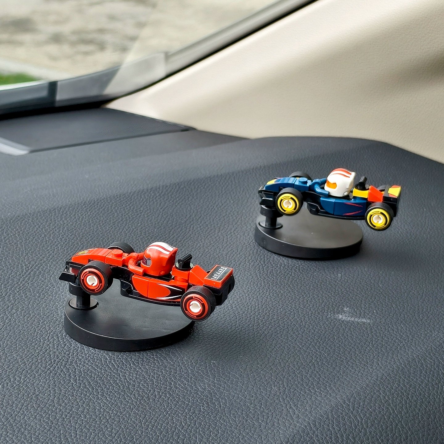 LEGO™ Car Ornaments for F1 Collectible Race Cars（71049）